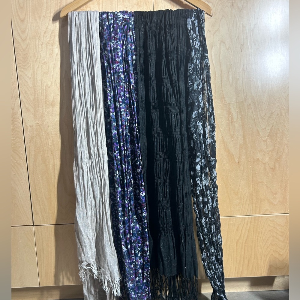 Set of 4 Scarves
